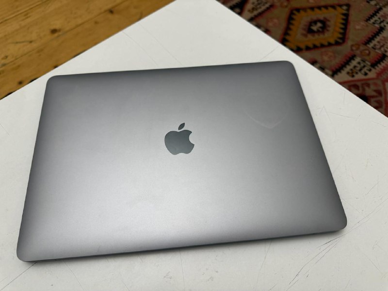 MacBook Pro A1989, 13-inch, 2019, Space Gray 3