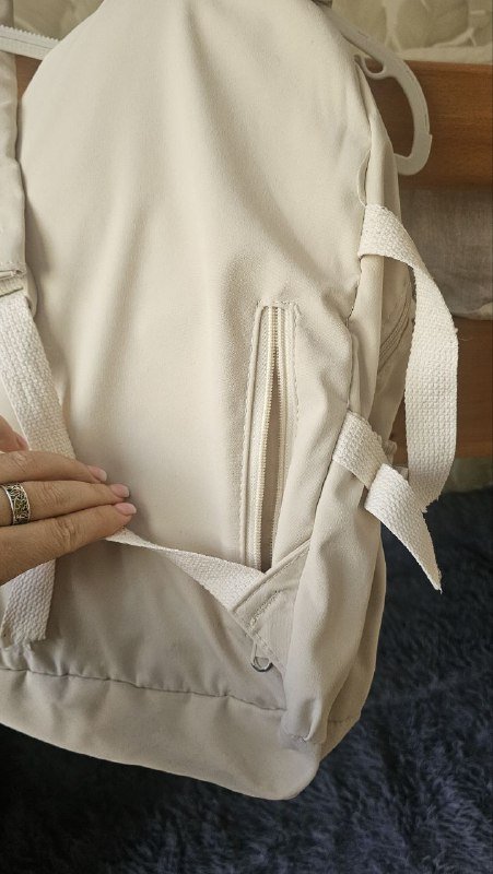 Вместительный рюкзак с множеством отделений 4