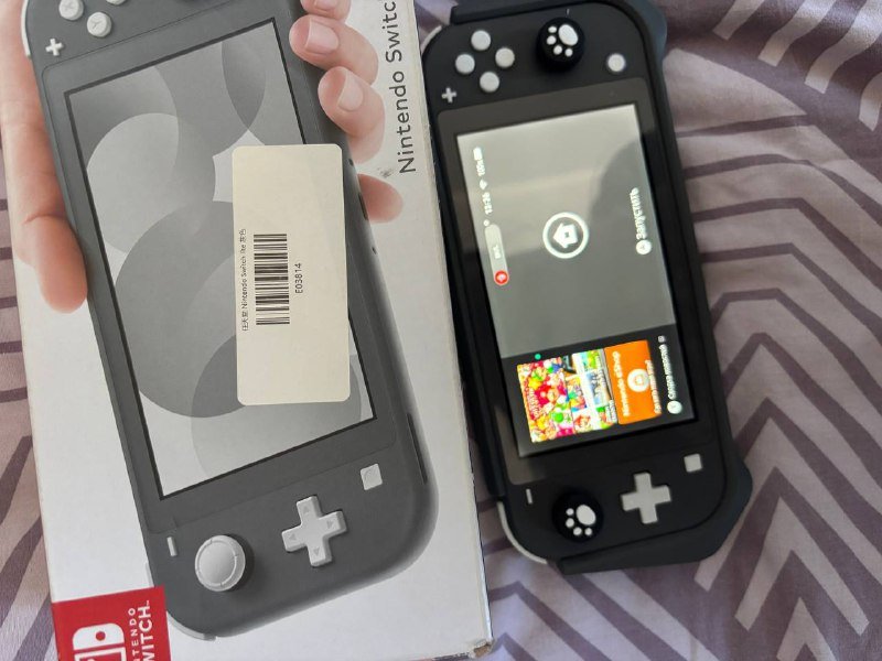 Nintendo Switch Lite, защитный чехол, зарядка, карта памяти 4