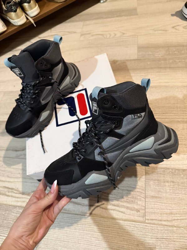 женская одежда, обувь, куртка, ботинки, рюкзак, сумка 5