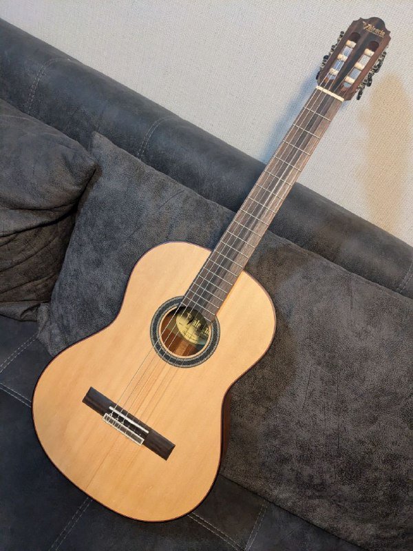 Классическая гитара Valencia vc704