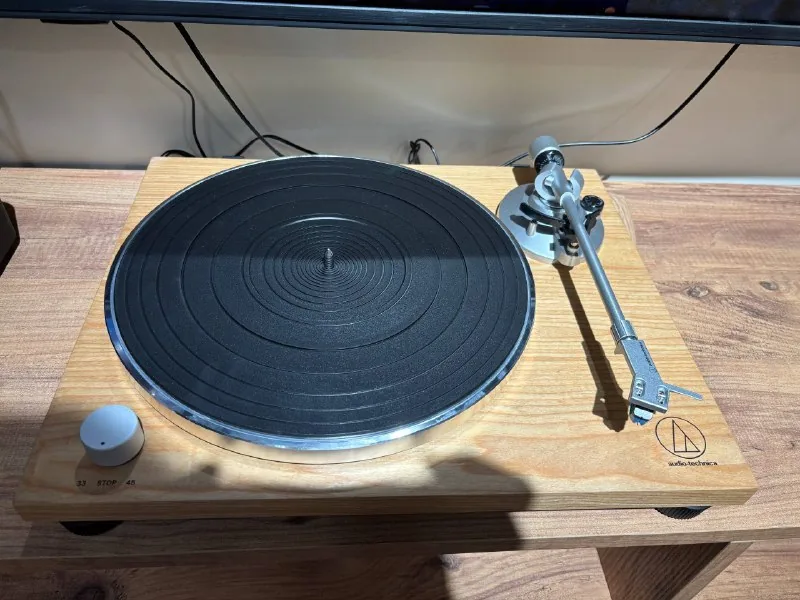 Виниловый проигрыватель Audio-Technica AT-LPW30TK 1