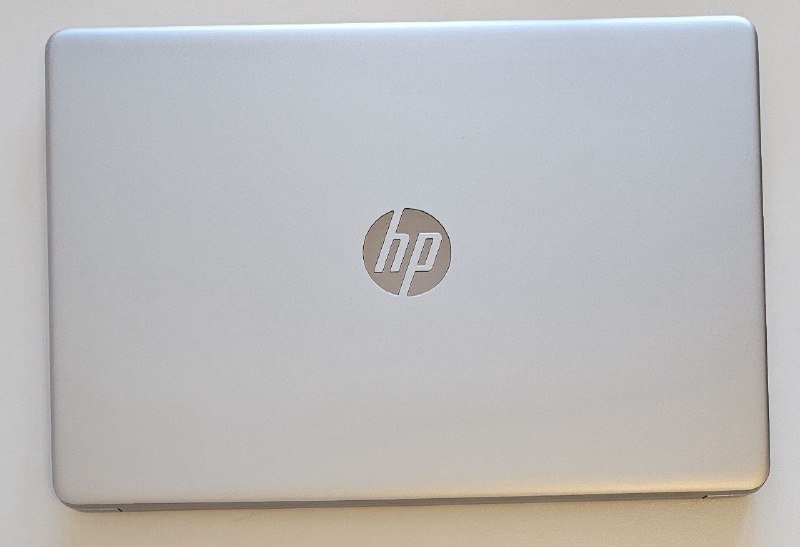 Ноутбук HP 15-DY2795WM Laptop Intel Core i5 8GB 256GB 2