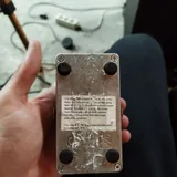 EHX Freeze педаль эффектов 3