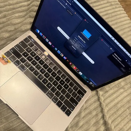 MacBook Pro 13 2019