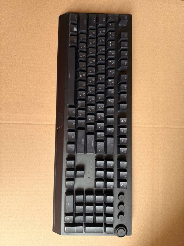 Клавиатура Razer Blackwidow V3 Pro, мышь Razer Deathadder Essential