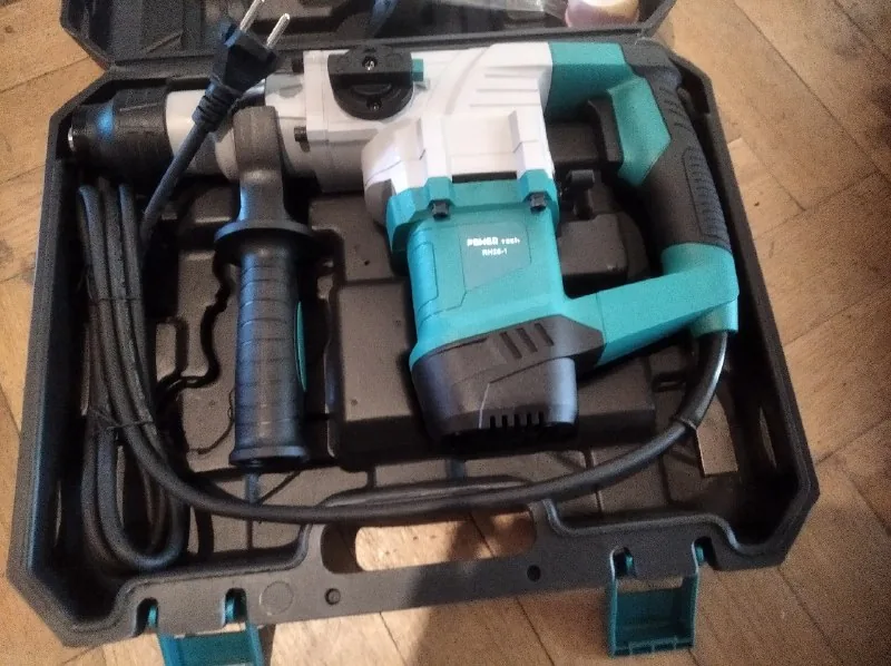 Перфоратор Power Tech 1