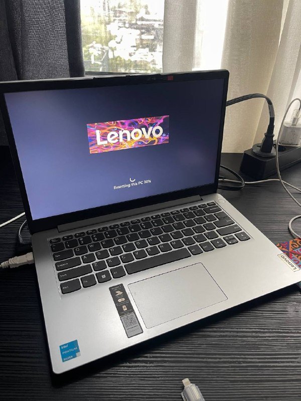 Ноутбук Lenovo IdeaPad 1i Gen 7