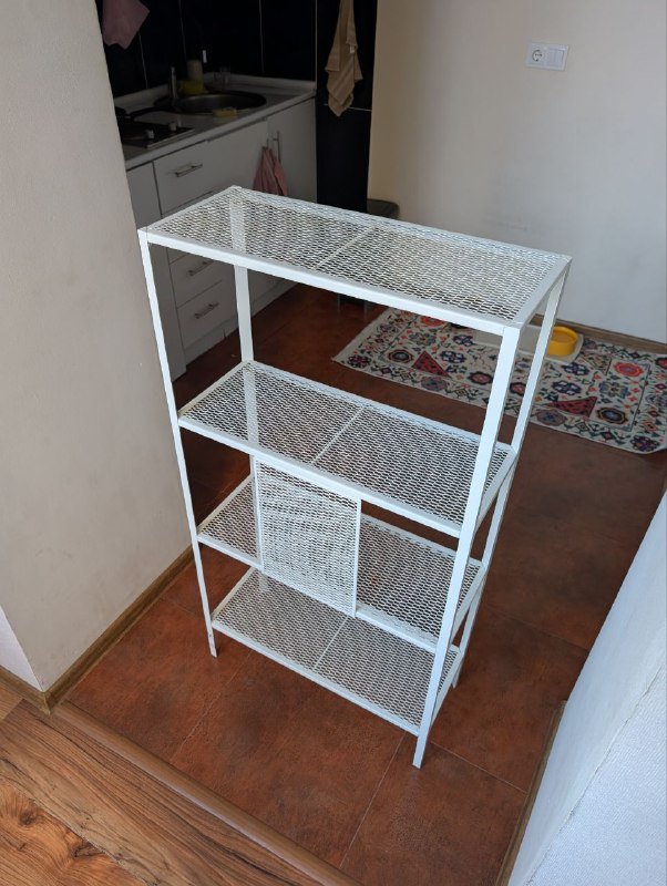 Металлическая полка, монитор HP, телефон Huawei P30 Pro, стол, сумка для собаки 2