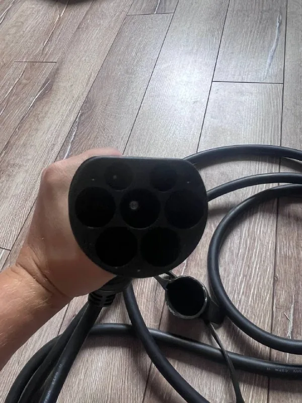 Кабель для зарядки электромобилей Morec 32A 7,6 кВт 1
