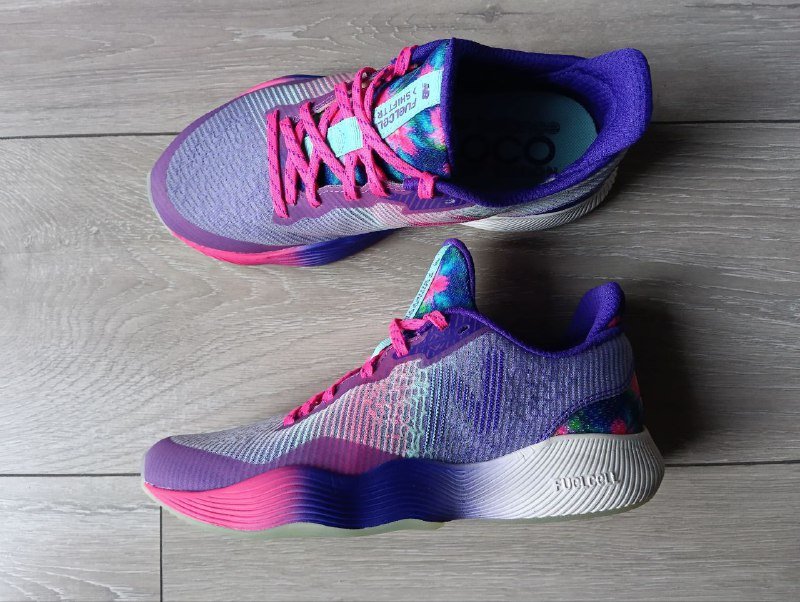 Новые оригинальные кроссовки New Balance размер 36-36,5