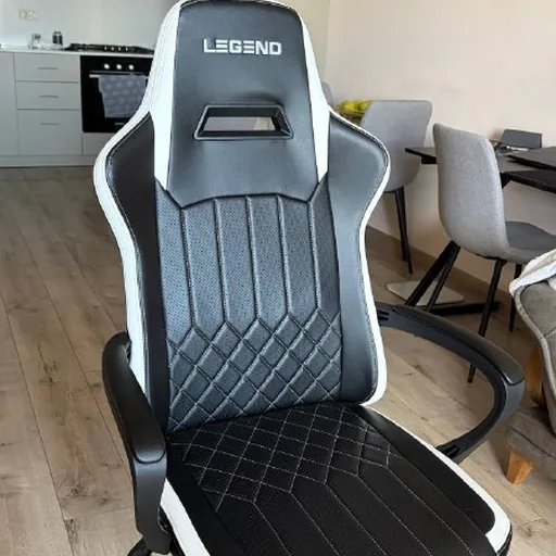 Legend gaming chair