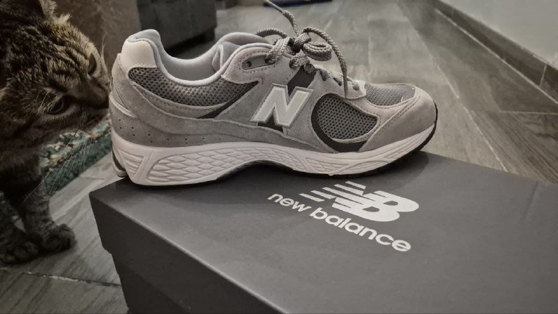 Мужские кроссовки New balance 2002 R, новые, 9 US 2
