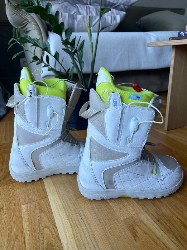 Женские ботинки для сноуборда Burton Mint EUR 37 US 6,5