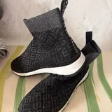 Женские кроссовки Guess, размер 39 3