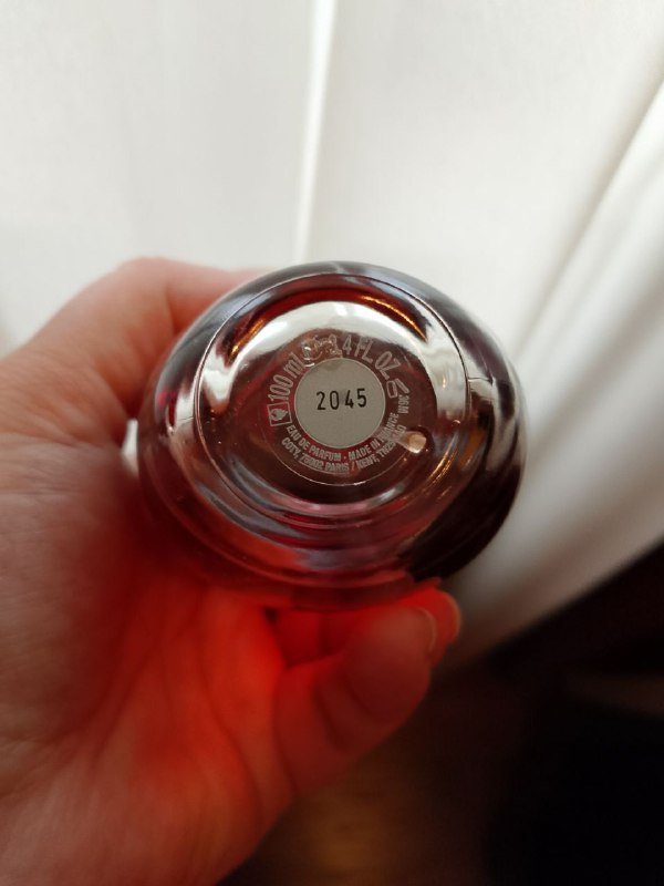 Calvin Klein Obsession, Juice Couture Peace and Love, Juice Couture Hollywood Royal, Chanel Coco Noir, Mugler Angel 2