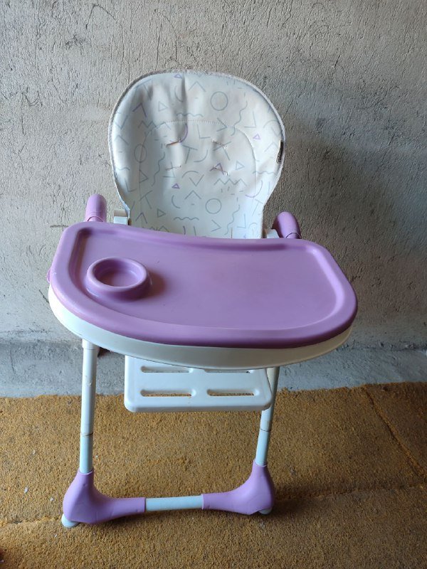 Детский стульчик для кормления Chipolino 4