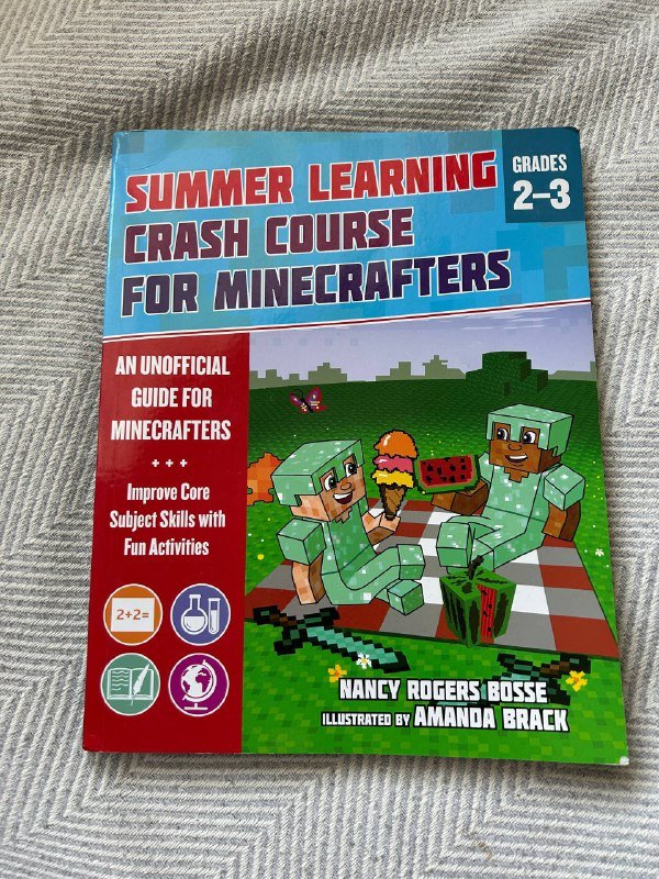 Книга Minecraft с учебными заданиями для детей
