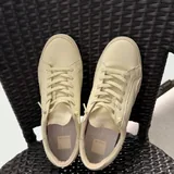 Платье, туфли Clarks, кеды Dolce Vita 4
