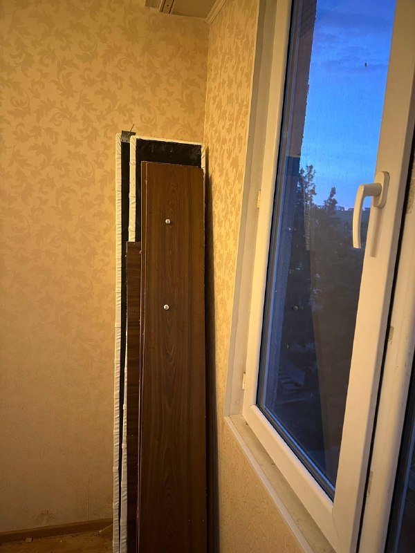 Двухместная кровать, диван 3