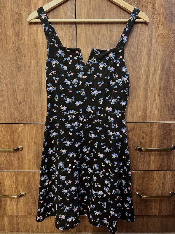 Босоножки, джинсы, джинсовка, сарафаны, юбки 4