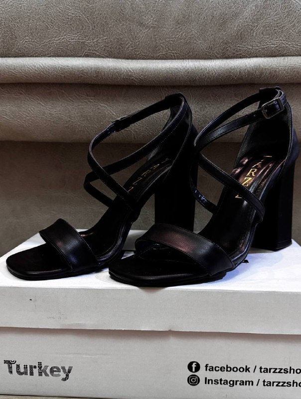 Босоножки, Очки с чехлом, Платье Bershka 2