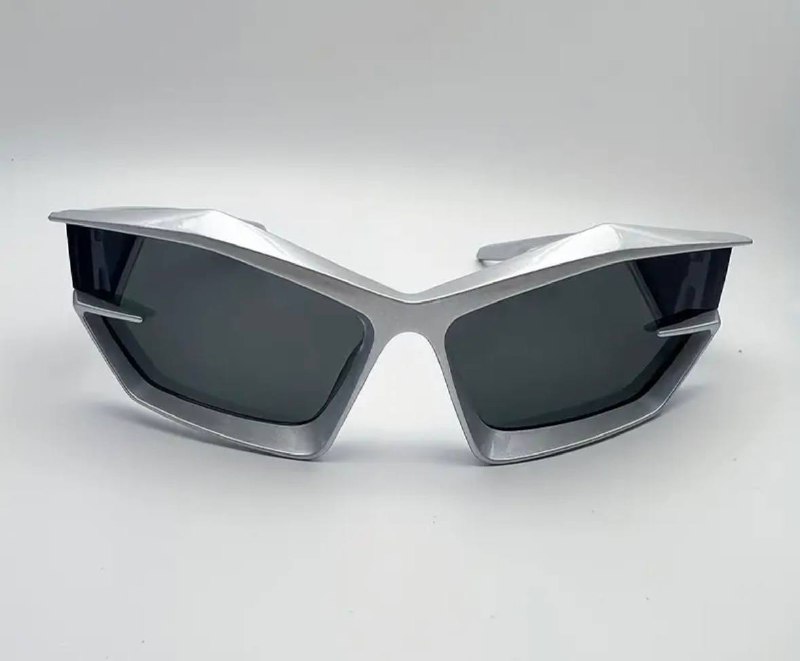 серый Лонг, джинсы, сумка, очки y2k 4