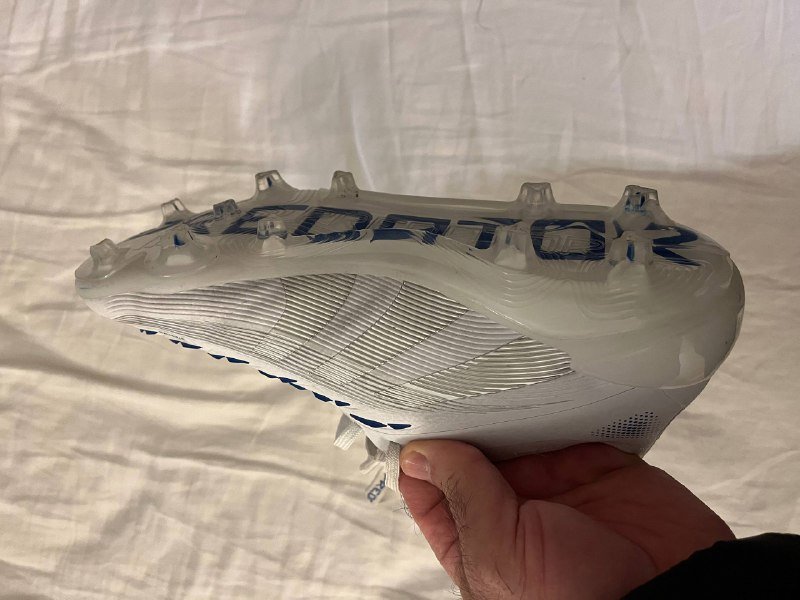 Бутсы 42-43 размера почти новые 2