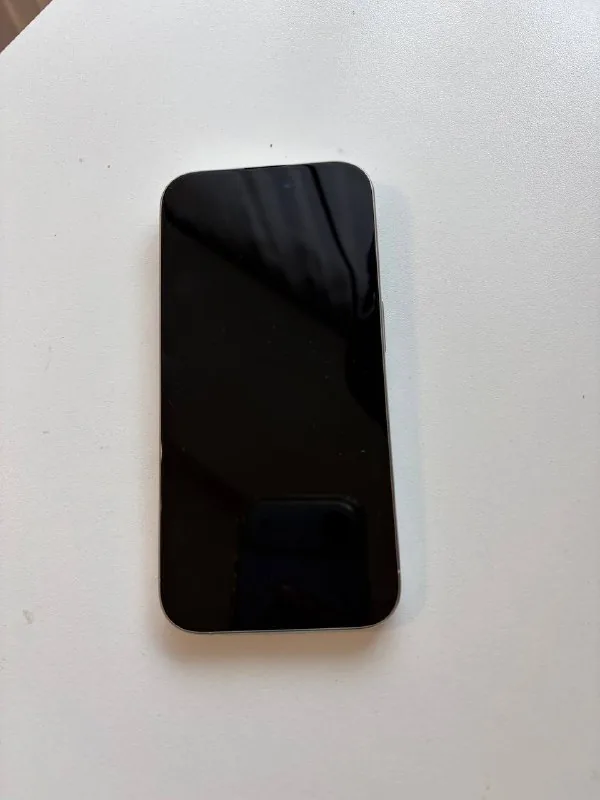 iPhone 15 Pro 128 ГБ 1