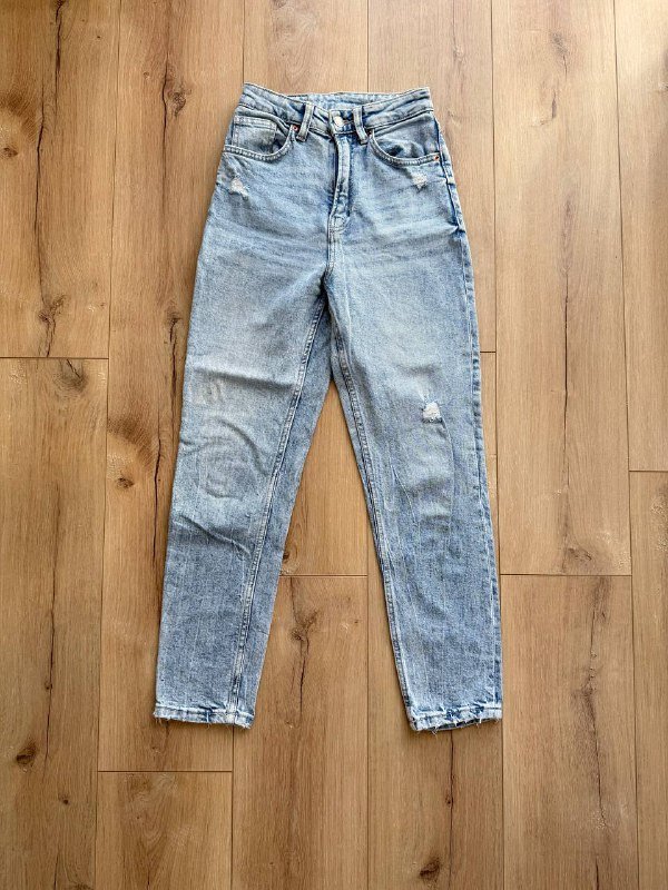 Mom Джинсы светлые Bershka 36р, Джинсы Stradivarius S, Пинцеты для наращивания 2 шт, Мужские мокасины Zara 41р, Синий костюм oversize, Куртка Zara S-M, Худи Nike oversize, Жакет Zara S-M, Брючный костюм S-M, Свитер укороченный oversize