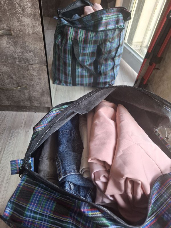 Туфли, кроссовки, женская одежда 42-44, рубашки, кофты, юбки, костюм, платья, майки, джинсы, шорты 6