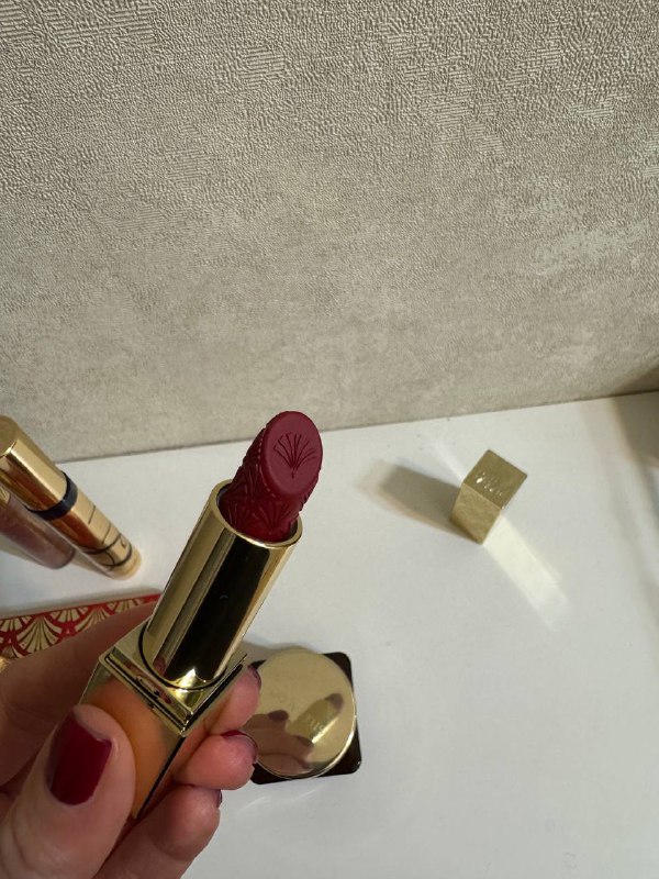 Палетка, крем для глаз, помады, тушь Estée Lauder 4