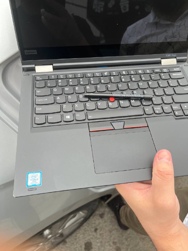 Ноутбук Lenovo Yoga X380 с тачскрином 2018 года