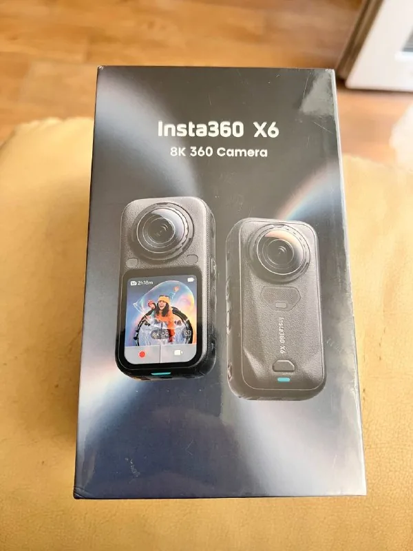 Insta360 X6 камера 1