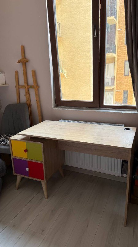 Стол письменный с ящиками