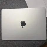 MacBook Pro M2 Pro 16/512 1