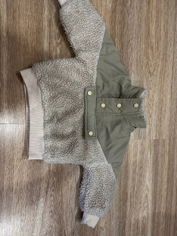 Курточка детская размер 90 на флисе