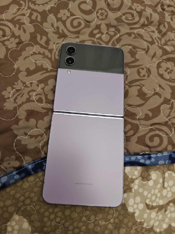 Samsung Galaxy Z Fold 4 3
