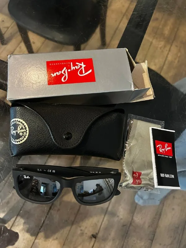 Новые очки Ray-Ban