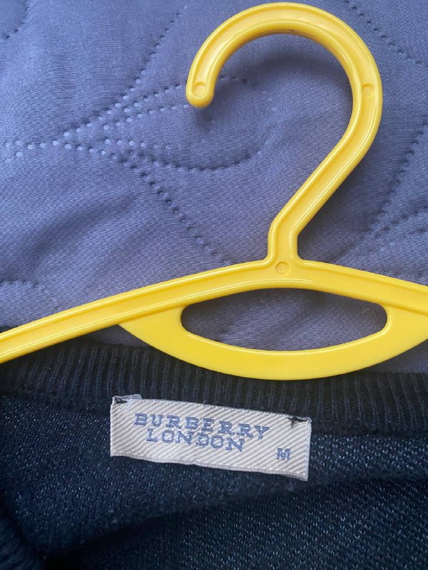 Burberry sweater 2