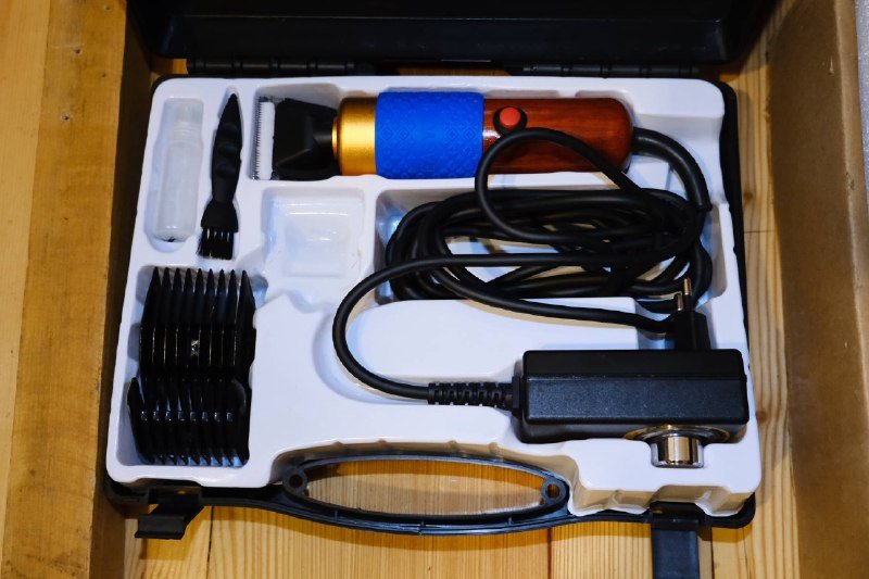 набор для тафтинга с пистолетом, машинкой, тканью и станиной 2