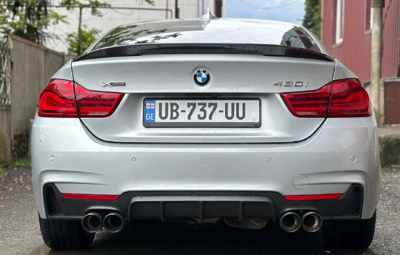 BMW 430i, белый, автомобиль 3