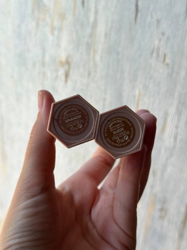 Стики Fenty Beauty контуринг и хайлайтер румяна Suede Sinamon 2