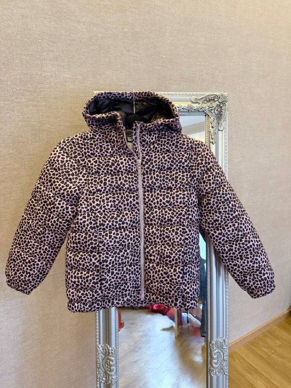 Демисезонные куртки 128-134 см, плюшевая куртка 122 см