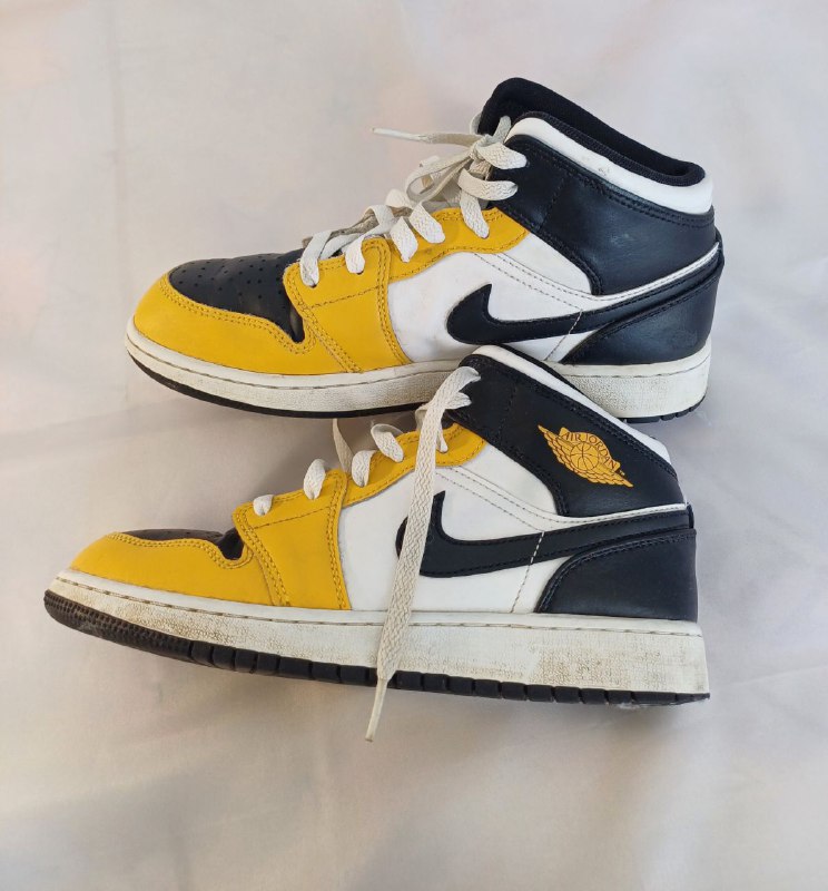 Кроссовки Jordan 1, размер 38