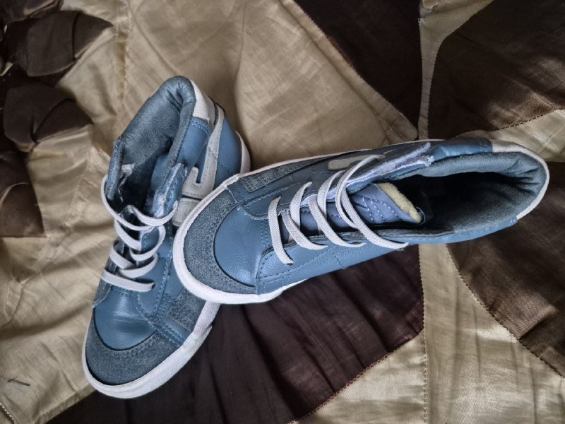 Детская куртка и обувь 2