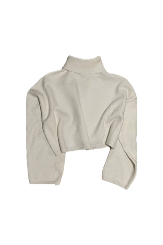 черная водолазка, белая водолазка, белая футболка, спорт штаны, свитер с открытыми плечами, свитер с горлом, джинсы 6