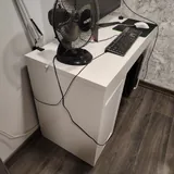 Стол письменный Ikea Micke 2