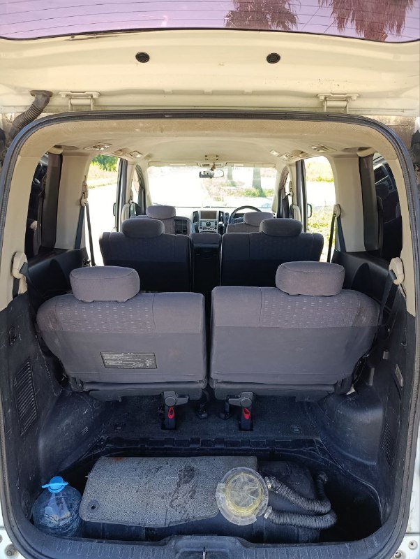 Nissan Serena 2005 машина 8