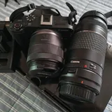 Canon R50V с двумя объективами и комплектом 2